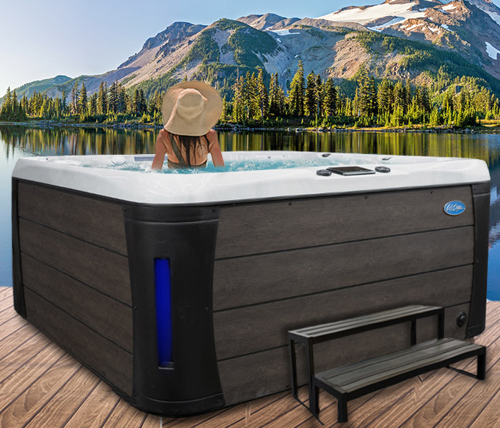 Calspas hot tub being used in a family setting - hot tubs spas for sale Tupelo